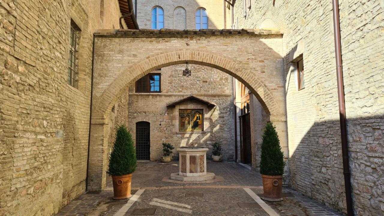 Nel Cuore Di Santa Maria Degli Angeli Санта-Мария-дельи-Анджели-э-деи-Мартири Экстерьер фото